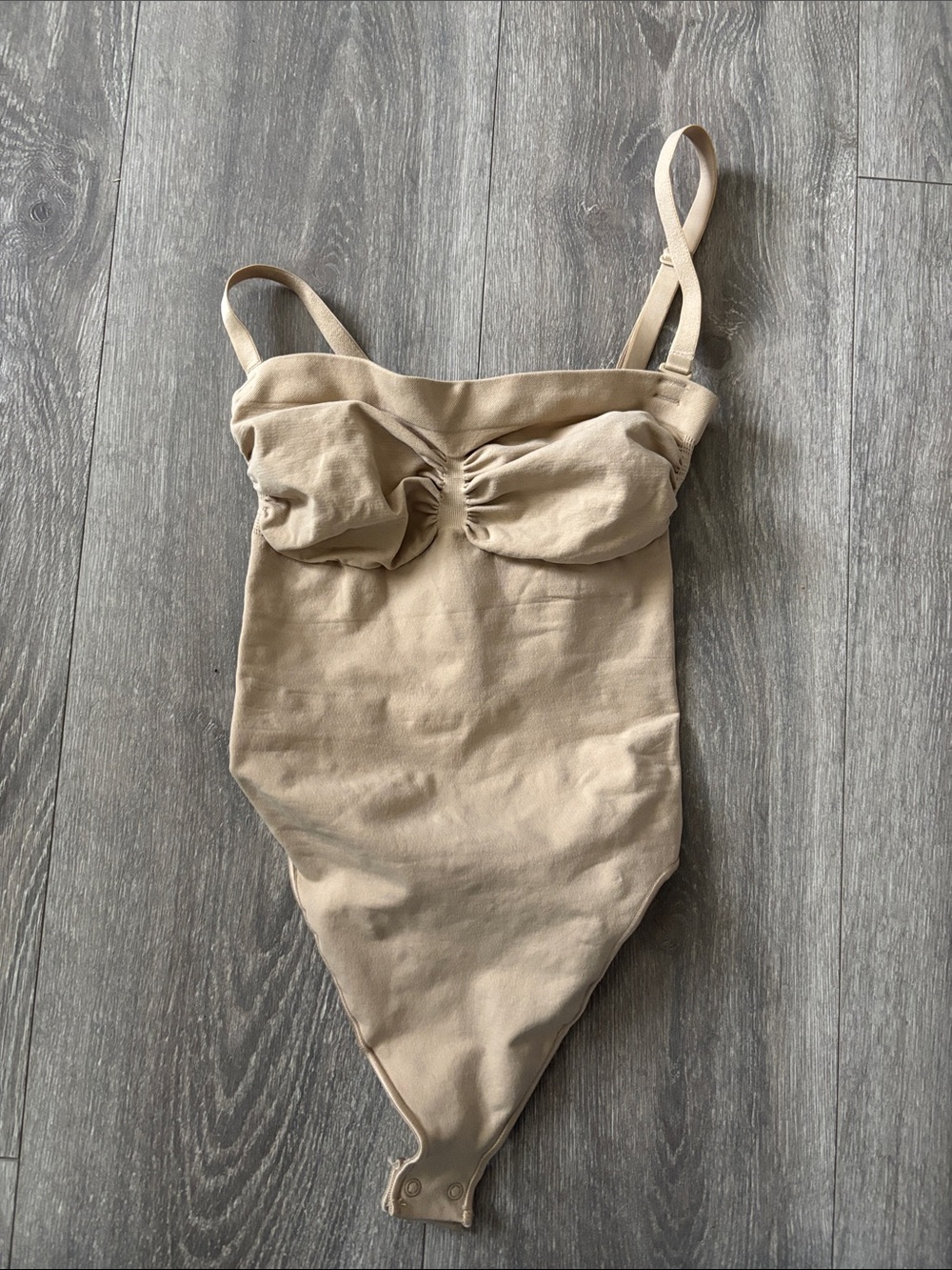 SKIMS medium shape wear